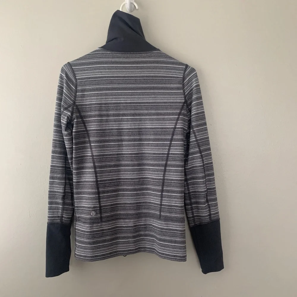 lululemon athletica excellent gray